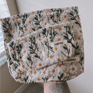 Floral cosmetic duo bag
